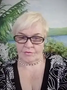 VioletSweet566 online show from December 2024 06:57:02 AM