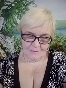 VioletSweet566 online show from December 2024 08:56:01 AM