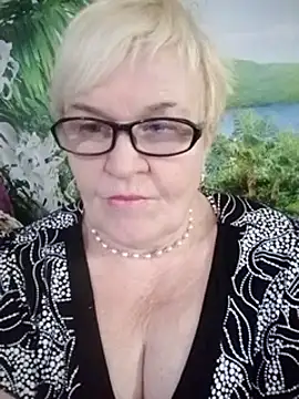 VioletSweet566 online show from December 2024 12:01:01 PM