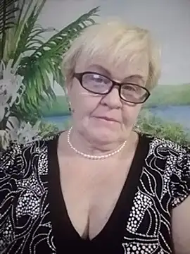 VioletSweet566 online show from January 2025 01:57:02 PM