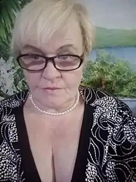 VioletSweet566 online show from January 2025 11:12:02 PM