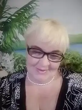 VioletSweet566 online show from January 2025 04:13:02 PM