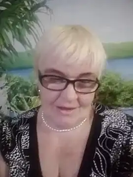 VioletSweet566 online show from January 2025 10:19:01 PM