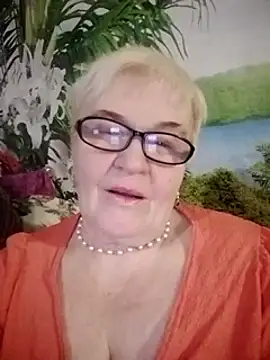 VioletSweet566 online show from February 2025 07:40:02 PM