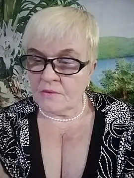 VioletSweet566 online show from February 2025 08:05:02 PM