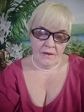 VioletSweet566 online show from February 2025 06:32:02 PM