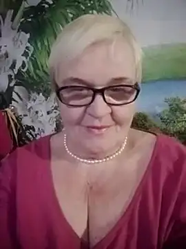 VioletSweet566 online show from February 2025 11:45:01 PM