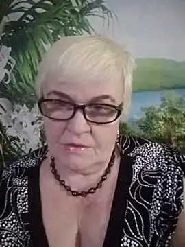 VioletSweet566 online show from March 2025 06:23:02 PM