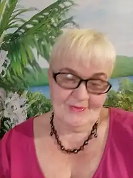 VioletSweet566 online show from March 2025 08:32:02 PM