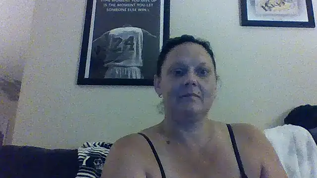 lilsexy83 online show from July 2026 12:01:02 PM