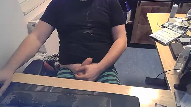 Currycake online show from January 2025 10:34:02 PM