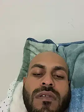 islandvybee55 online show from December 2024 03:24:01 AM