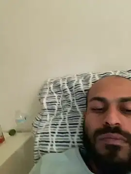 islandvybee55 online show from February 2025 10:29:02 PM