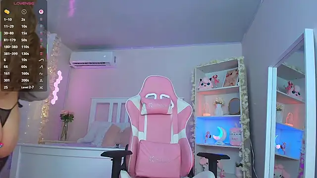 ely cherry18 online show from December 2025 12:51:02 AM