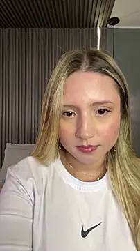 MiaPetit  online show from December 2025 08:50:02 PM