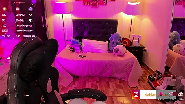 NahiaraEvans  online show from February 2026 03:27:01 AM