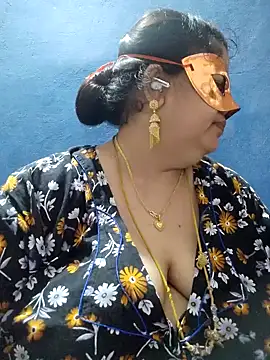 Snapshot of tamilthanushri chatting on February 2025 03:30:01 AM tamilthanushri online show from February 2025 03:30:01 AM