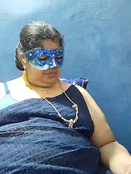 Snapshot of tamilthanushri chatting on February 2025 09:25:02 PM tamilthanushri online show from February 2025 09:25:02 PM