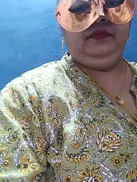 Snapshot of tamilthanushri chatting on February 2025 06:37:01 PM tamilthanushri online show from February 2025 06:37:01 PM