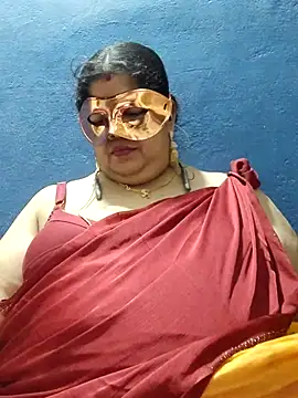 Snapshot of tamilthanushri chatting on February 2025 09:53:02 PM tamilthanushri online show from February 2025 09:53:02 PM