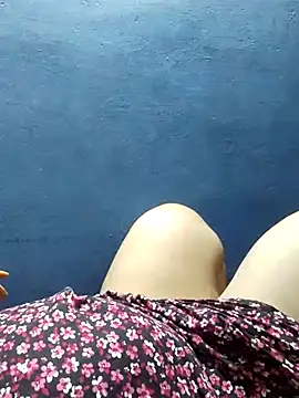 Snapshot of tamilthanushri chatting on February 2025 10:12:01 AM tamilthanushri online show from February 2025 10:12:01 AM