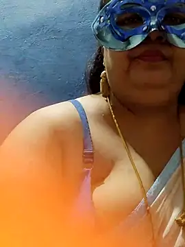 Snapshot of tamilthanushri chatting on February 2025 10:59:01 AM tamilthanushri online show from February 2025 10:59:01 AM