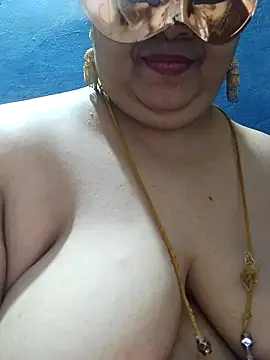 Snapshot of tamilthanushri chatting on March 2025 08:18:02 PM tamilthanushri online show from March 2025 08:18:02 PM