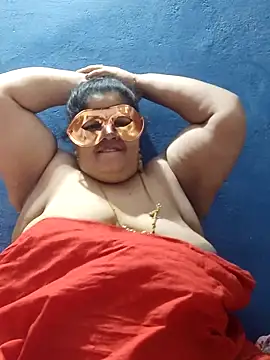 Snapshot of tamilthanushri chatting on March 2025 02:41:02 AM tamilthanushri online show from March 2025 02:41:02 AM