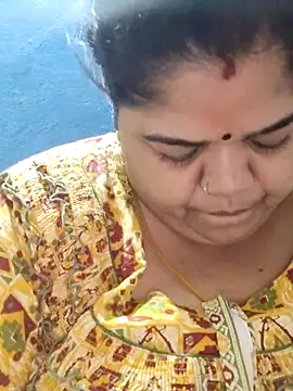 Snapshot of tamilthanushri chatting on March 2025 04:02:02 AM tamilthanushri online show from March 2025 04:02:02 AM