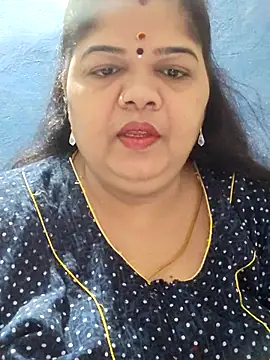 Snapshot of tamilthanushri chatting on March 2025 03:25:01 AM tamilthanushri online show from March 2025 03:25:01 AM