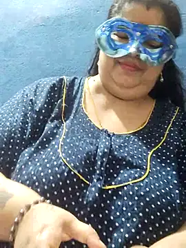 Snapshot of tamilthanushri chatting on March 2025 12:44:01 PM tamilthanushri online show from March 2025 12:44:01 PM