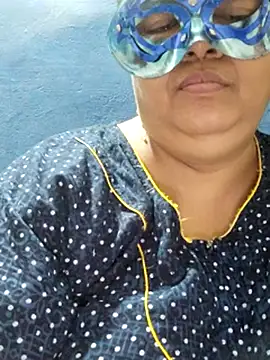 Snapshot of tamilthanushri chatting on March 2025 02:08:01 AM tamilthanushri online show from March 2025 02:08:01 AM