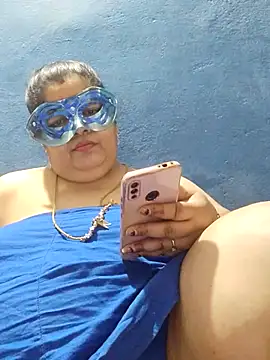 Snapshot of tamilthanushri chatting on March 2025 08:26:02 PM tamilthanushri online show from March 2025 08:26:02 PM