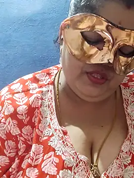 Snapshot of tamilthanushri chatting on March 2025 01:07:02 PM tamilthanushri online show from March 2025 01:07:02 PM