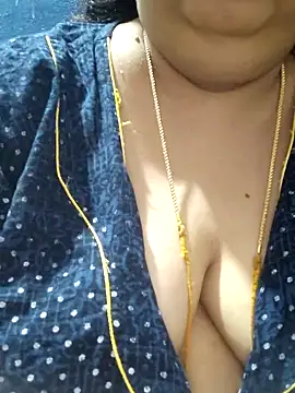 Snapshot of tamilthanushri chatting on September 2025 06:51:02 AM tamilthanushri online show from September 2025 06:51:02 AM