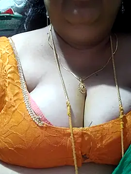 Snapshot of tamilthanushri chatting on October 2025 08:00:01 AM tamilthanushri online show from October 2025 08:00:01 AM