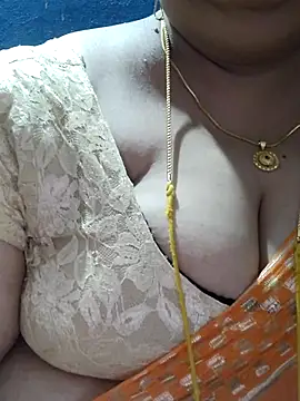 Snapshot of tamilthanushri chatting on October 2025 07:11:01 PM tamilthanushri online show from October 2025 07:11:01 PM