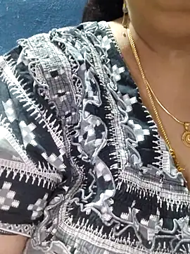 Snapshot of tamilthanushri chatting on October 2025 09:19:02 AM tamilthanushri online show from October 2025 09:19:02 AM