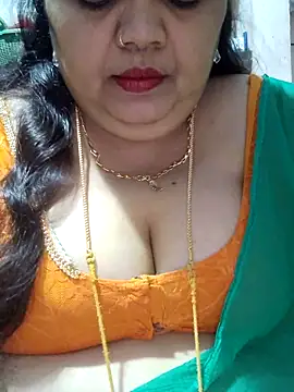 Snapshot of tamilthanushri chatting on October 2025 12:28:01 PM tamilthanushri online show from October 2025 12:28:01 PM