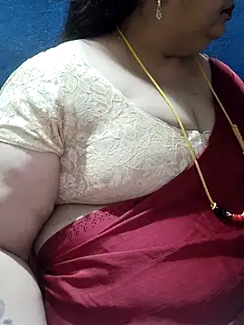 Snapshot of tamilthanushri chatting on November 2025 07:29:02 AM tamilthanushri online show from November 2025 07:29:02 AM