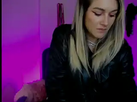 Snapshot of kim_jeins11 chatting on December 2024 10:16:01 PM kim jeins11 online show from December 2024 10:16:01 PM