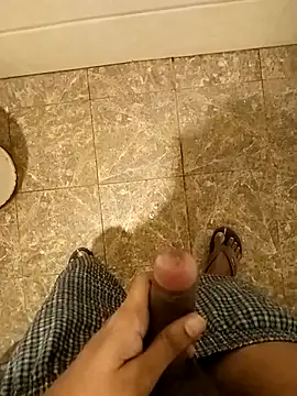 Snapshot of gym_lover076 chatting on March 2025 06:40:02 AM gym lover076 online show from March 2025 06:40:02 AM