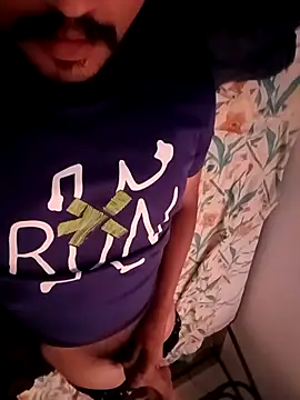 Snapshot of gym_lover076 chatting on February 2026 05:40:02 AM gym lover076 online show from February 2026 05:40:02 AM