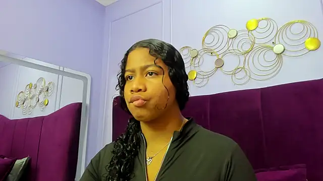 Snapshot of Sofi_Fox_ chatting on February 2025 11:33:01 AM Sofi Fox online show from February 2025 11:33:01 AM