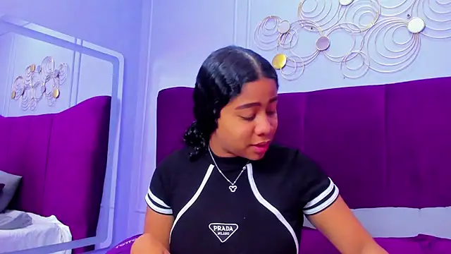 Snapshot of Sofi_Fox_ chatting on February 2025 01:14:01 PM Sofi Fox online show from February 2025 01:14:01 PM