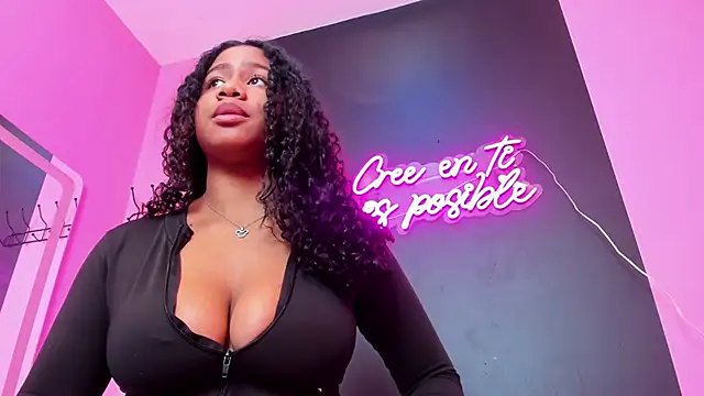 Snapshot of Sofi_Fox_ chatting on March 2025 05:24:02 PM Sofi Fox online show from March 2025 05:24:02 PM