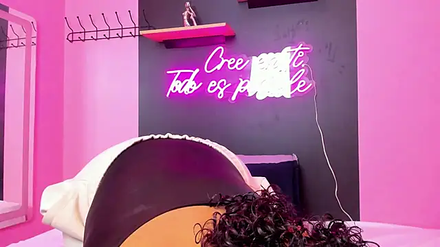 Snapshot of Sofi_Fox_ chatting on March 2025 11:47:02 AM Sofi Fox online show from March 2025 11:47:02 AM