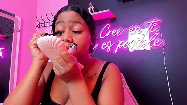 Snapshot of Sofi_Fox_ chatting on March 2025 01:23:01 PM Sofi Fox online show from March 2025 01:23:01 PM