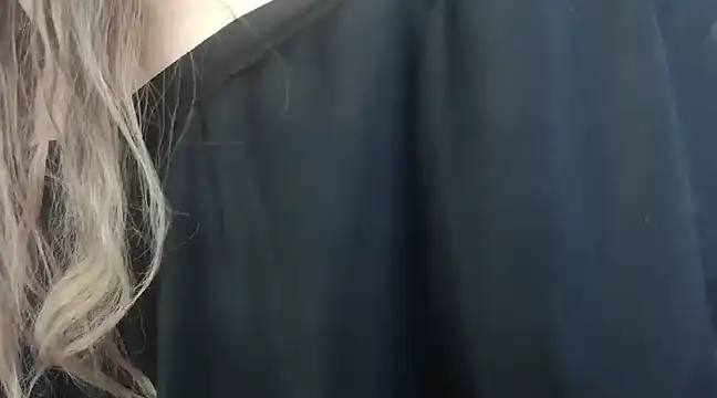 Snapshot of Sofieevans_ chatting on December 2024 09:24:01 PM Sofieevans online show from December 2024 09:24:01 PM