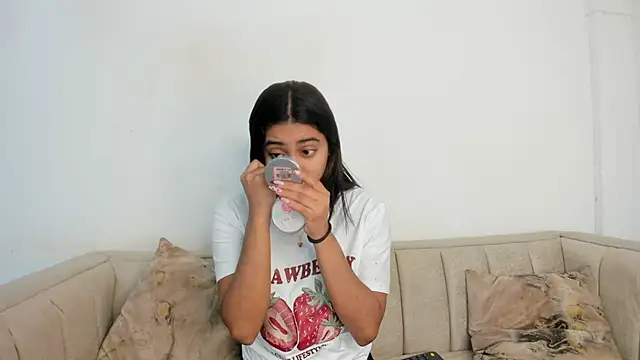 Snapshot of natalia_aguirre1 chatting on October 2025 12:17:02 PM natalia aguirre1 online show from October 2025 12:17:02 PM